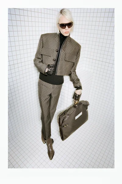 Look 2